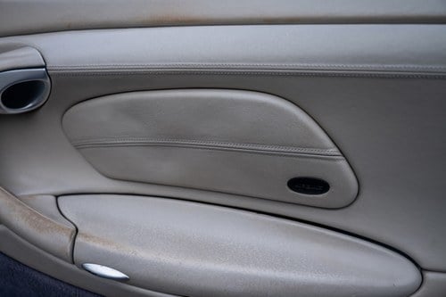 1999 Porsche 911 3.4L C4 Manual 996 till salu (bild 66 av 227)