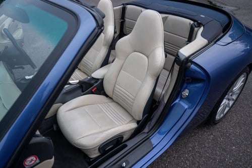 1999 Porsche 911 3.4L C4 Manual 996 till salu (bild 74 av 227)