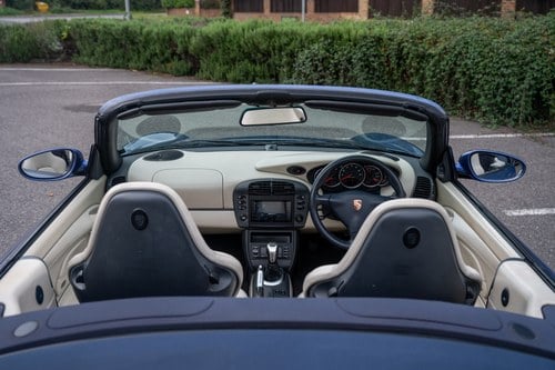 1999 Porsche 911 3.4L C4 Manual 996 till salu (bild 112 av 227)