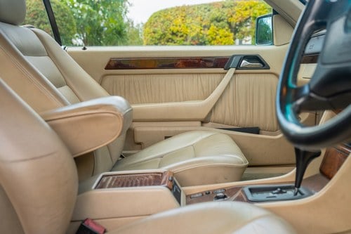 1995 Mercedes-Benz E320 Automatic W124 à vendre (picture 47 of 171)
