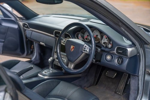 2005 Porsche 911 Carrera S 997 till salu (bild 35 av 123)