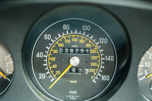 1988 Mercedes-Benz 560 SL R107 na sprzedaż (zdjęcie 49 z 122)