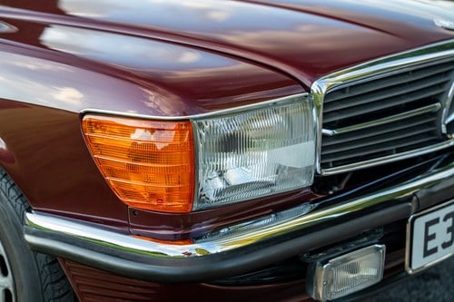 1988 Mercedes-Benz 560 SL R107 na sprzedaż (zdjęcie 84 z 122)