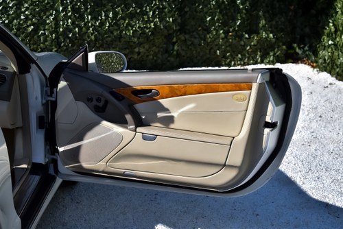 2007 Mercedes-Benz R230 SL550 Convertible 5,5L V8 na sprzedaż (zdjęcie 33 z 89)