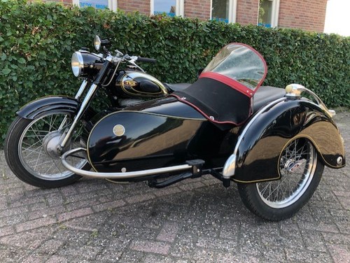 TWN BOSS 350 1954 WITH STEIB SIDECAR ON THE LEFT SIDE For Sale