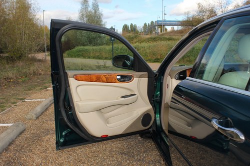 2004 Jaguar XJ6 V6 X350 na sprzedaż (zdjęcie 69 z 159)