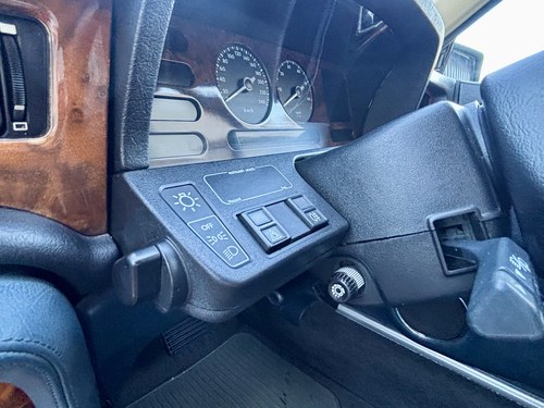 1990 Daimler XJ40 4.0 Auto For Sale (picture 74 of 166)