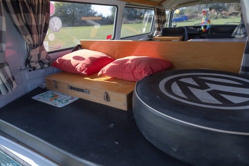 1973 Volkswagen T2 Camper Van na sprzedaż (zdjęcie 105 z 195)