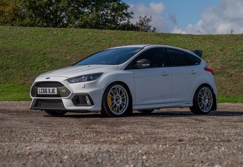 2016 Ford Focus RS with Mountune Modifications Mk3 For Sale (picture 3 of 236)
