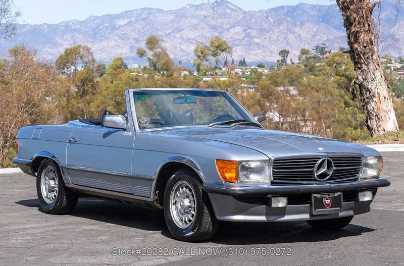 1977 Mercedes 280 - 1 1977 Mercedes 280 - 1