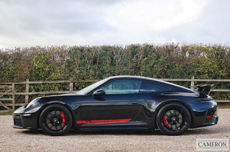 2025 Porsche 911 - 1 2025 Porsche 911 - 1