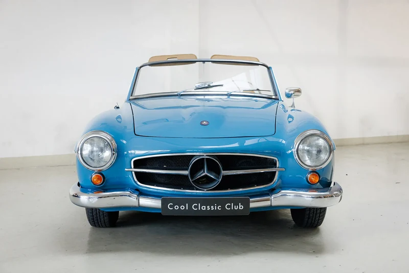 1961 Mercedes 190 - 2 1961 Mercedes 190 - 2