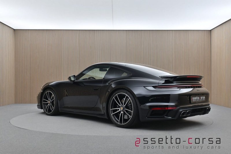 2021 Porsche 911 - 2 2021 Porsche 911 - 2