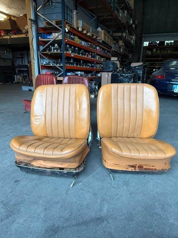 PORSCHE 356 - 911 - 1 PORSCHE 356 - 911 - 1