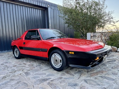1988 Fiat Bertone X1/9 1500 S Special Edition For Sale (picture 4 of 168)