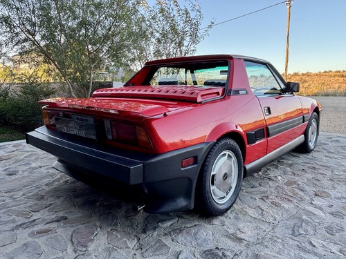 1988 Fiat Bertone X1/9 1500 S Special Edition For Sale (picture 7 of 168)
