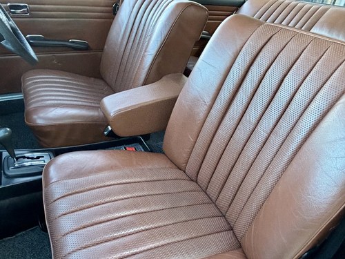 1976 Mercedes-Benz 280E W114 For Sale (picture 27 of 128)