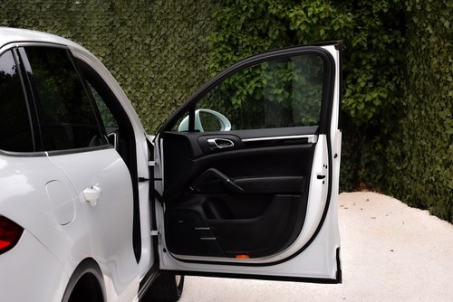 2015 Porsche Cayenne S SUV 3,6L V6 Te koop (foto 27 van 87)