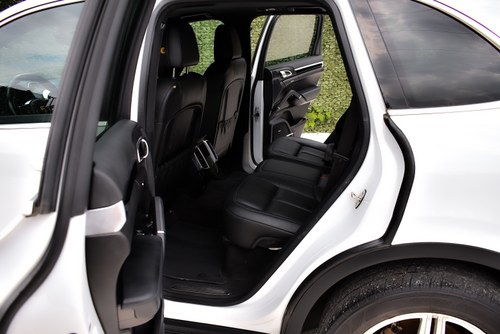 2015 Porsche Cayenne S SUV 3,6L V6 Te koop (foto 38 van 87)