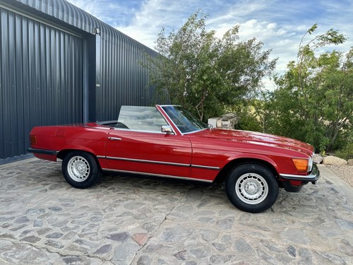 1974 Mercedes-Benz 350SL R107 na sprzedaż (zdjęcie 13 z 241)