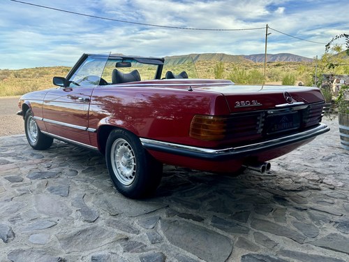 1974 Mercedes-Benz 350SL R107 na sprzedaż (zdjęcie 23 z 241)