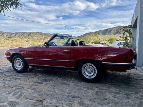 1974 Mercedes-Benz 350SL R107 na sprzedaż (zdjęcie 27 z 241)