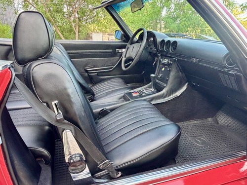 1974 Mercedes-Benz 350SL R107 na sprzedaż (zdjęcie 66 z 241)