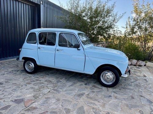 1971 Renault R4 na sprzedaż (zdjęcie 4 z 123)