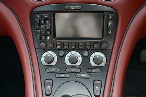 2002 Maserati 4200 Coupé - 37k miles till salu (bild 36 av 164)