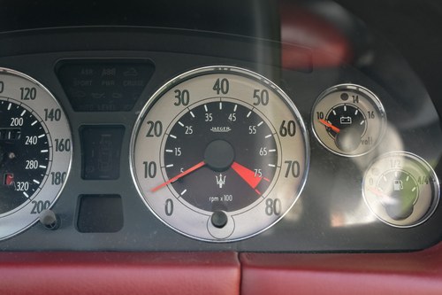 2002 Maserati 4200 Coupé - 37k miles till salu (bild 45 av 164)