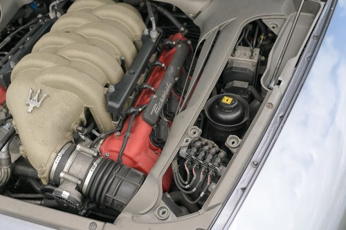 2002 Maserati 4200 Coupé - 37k miles till salu (bild 129 av 164)