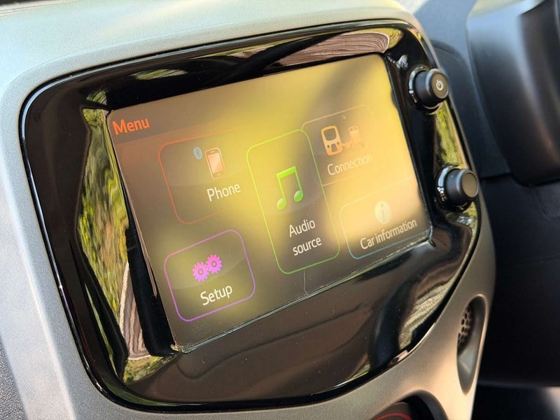 2014 Peugeot 108 - 2 2014 Peugeot 108 - 2