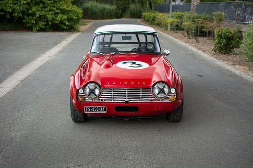 1964 Triumph TR4 à vendre (picture 4 of 97)