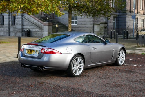 2008 Jaguar XKR 4.2L Coupe X150 à vendre (picture 4 of 158)