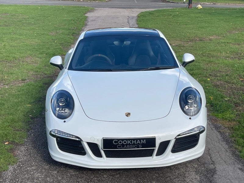 2015 Porsche 911 - 2 2015 Porsche 911 - 2
