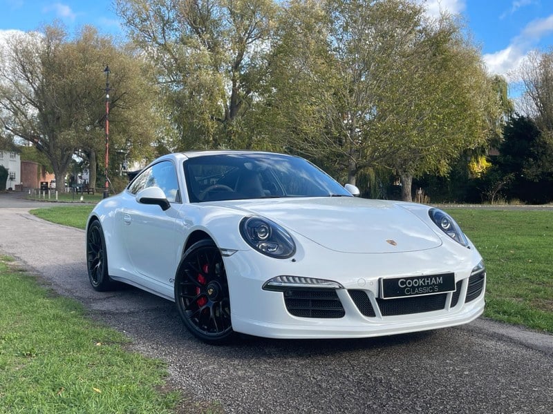 2015 Porsche 911 - 1 2015 Porsche 911 - 1