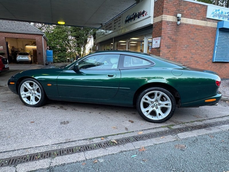 2002 Jaguar XK - 2 2002 Jaguar XK - 2