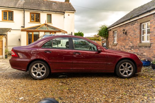2005 Mercedes-Benz C180 Kompressor Classic SE For Sale (picture 4 of 126)