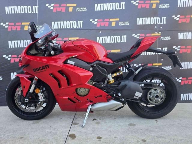 2023 Ducati V4 Panigale - 2 2023 Ducati V4 Panigale - 2