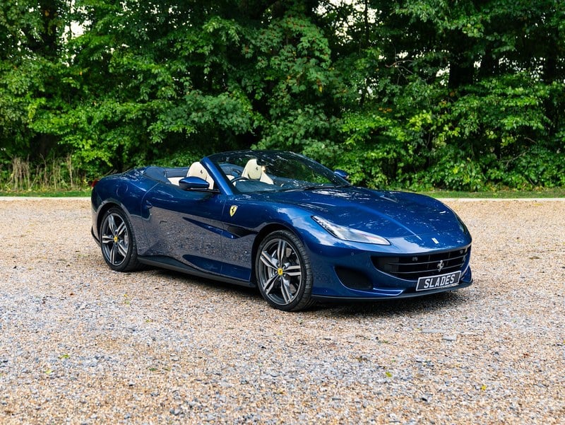 2019 Ferrari Portofino - 2 2019 Ferrari Portofino - 2