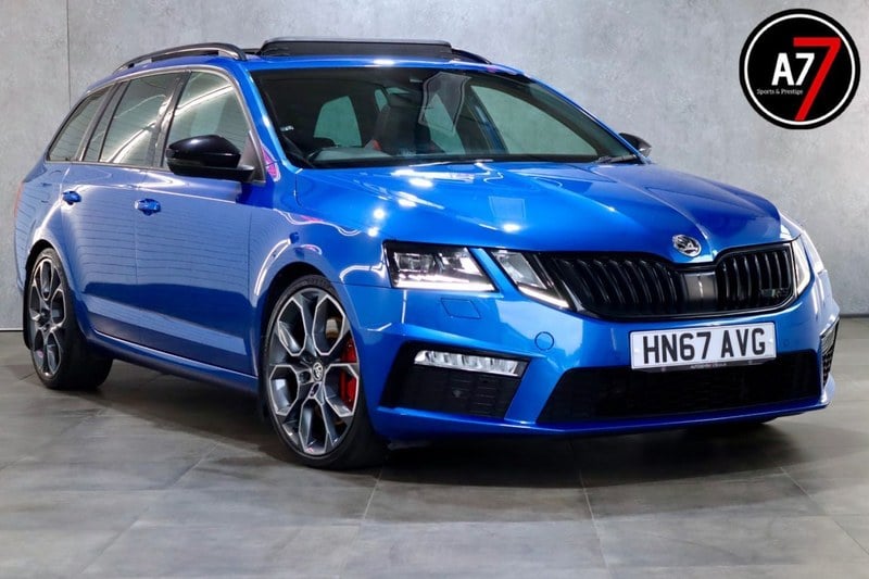 2017 Skoda Octavia Combi - 2 2017 Skoda Octavia Combi - 2