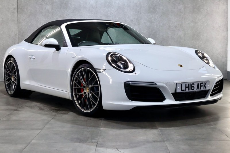 2016 Porsche 911 - 1 2016 Porsche 911 - 1