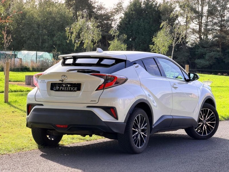 2019 Toyota C HR - 2 2019 Toyota C HR - 2
