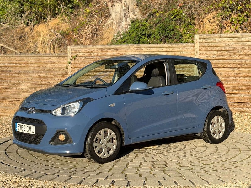 2016 Hyundai I10 - 1 2016 Hyundai I10 - 1