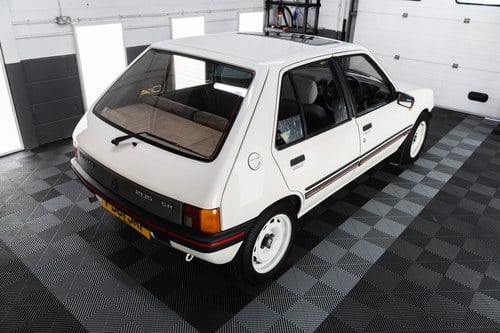 1989 Peugeot 205 SR Te koop (foto 5 van 138)