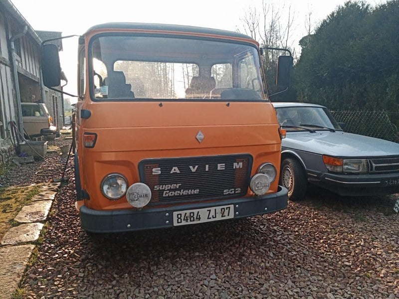1972 RENAULT SAVIEM SG2 - 2 1972 RENAULT SAVIEM SG2 - 2