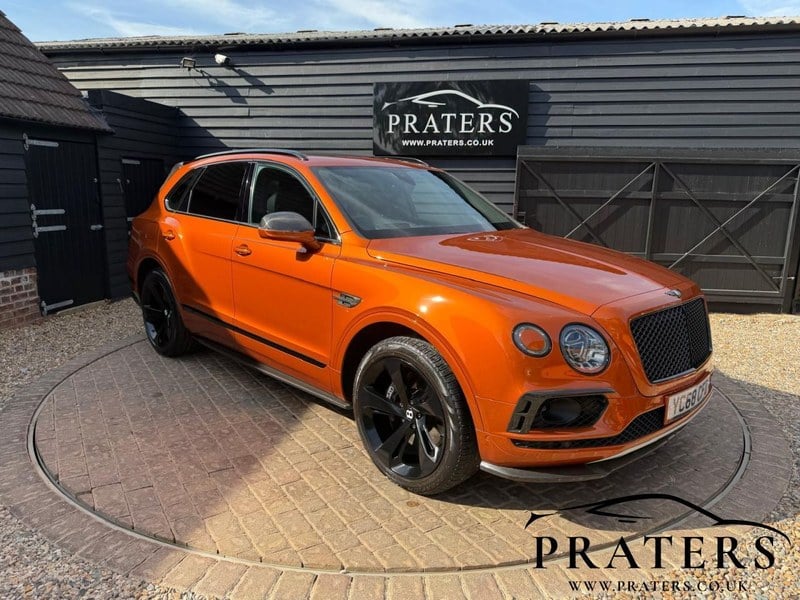 2018 Bentley Bentayga - 2 2018 Bentley Bentayga - 2