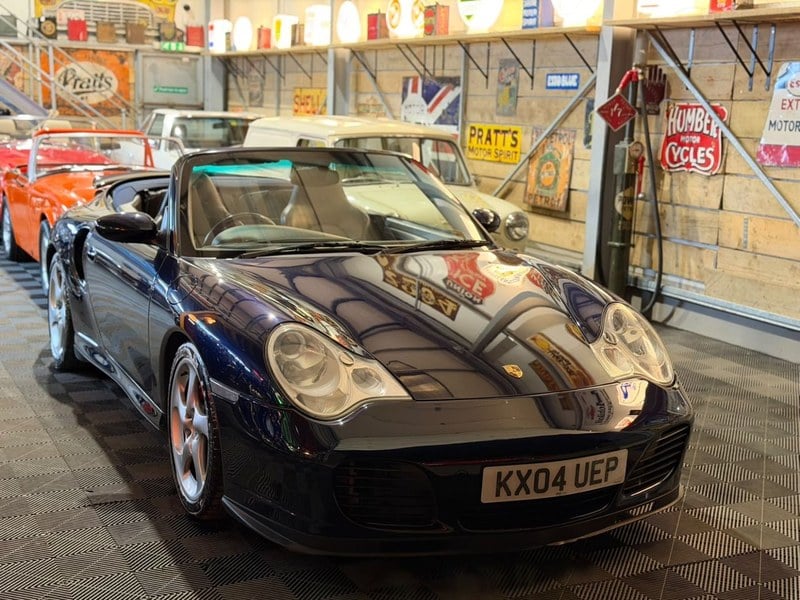 2004 Porsche 911 - 1 2004 Porsche 911 - 1