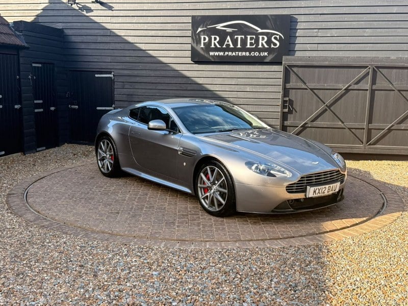 2012 Aston Martin V8 Vantage - 1 2012 Aston Martin V8 Vantage - 1
