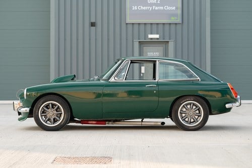 1973 MG B GT 3.5L V8 Restomod For Sale (picture 2 of 147)